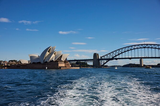 Sydney Harbour Discovery Cruise Including Lunch - What lunch is like on board