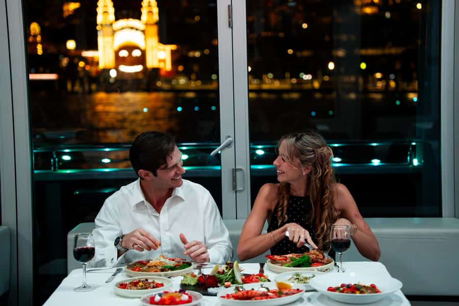 Sydney Harbour: Glass Boat Signature Dinner Cruise - Sydney Harbour by Glass Boat After Dark