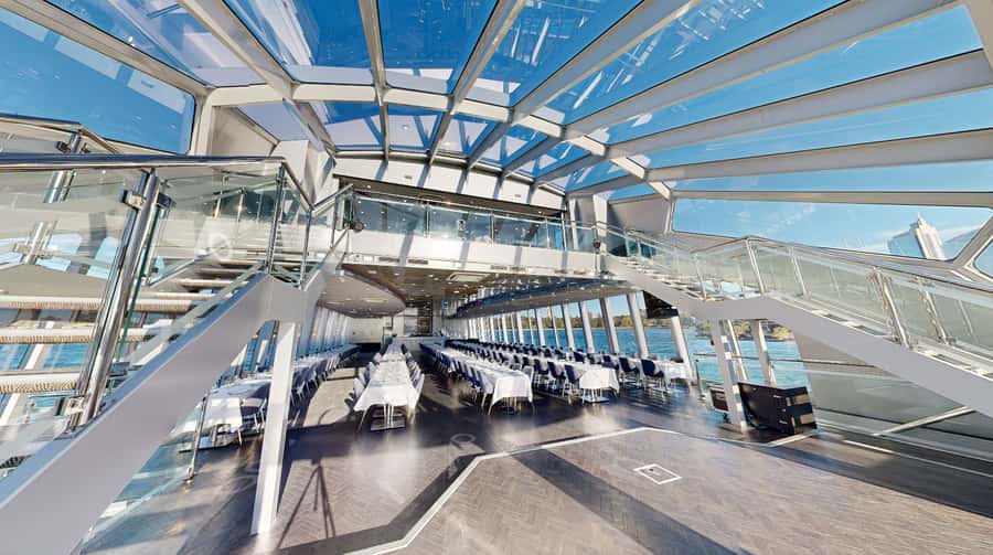 Sydney Harbour Lunch Cruise: 360° Glass Boat Views & Buffet - Value for a 1.5-Hour Sydney Outing