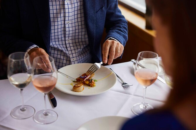 Sydney Harbour Starlight Dinner Cruise from Darling Harbour - The dinner: four courses, with a few qualifications