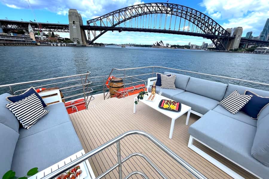 Sydney: Intimate Vivid Harbour Cruise with Canapes - Key points at a glance
