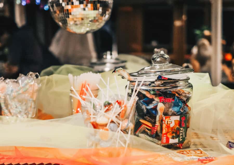 Sydney: Retro Party Cruise in Sydney Harbour with Snacks - Retro clothing is optional, but it changes the mood