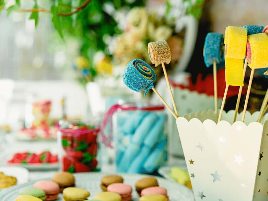 Sydney: Retro Party Cruise in Sydney Harbour with Snacks - Booking details that can make or break the night