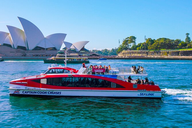Taronga Zoo Entry & Return Ferry - Sydney Harbour - Keeper talks, Seal Theatre, and the bird show