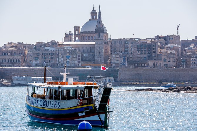 The Traditional Harbour Cruise - Commentary: recorded, live, or both