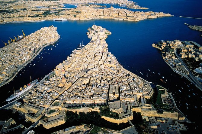 Three Cities guided tour including harbour boat tour - Birgu’s waterfront and the first auberges