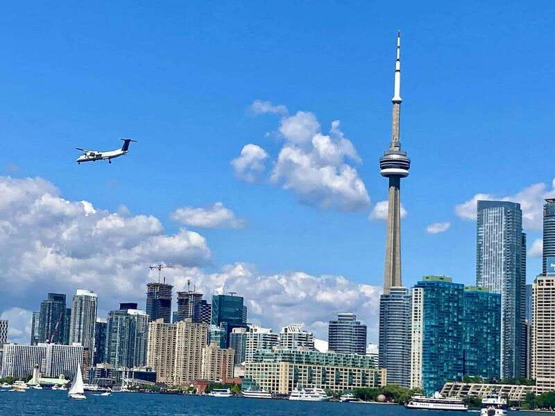 Toronto: City Views Harbor Cruise - Seeing Toronto from the inner harbour