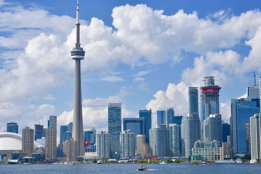 Toronto: True Tales of Toronto Harbour Audio Boat Tour - Key points at a glance
