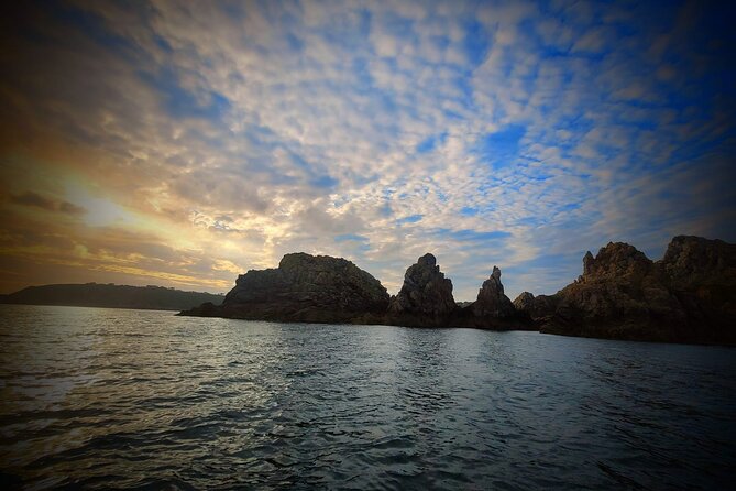 Unrivalled Coastal Tour to Saint's Bay Harbour - What the commentary adds