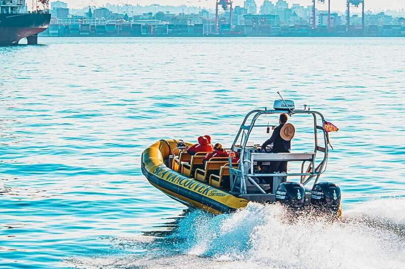 Vancouver: Waterfront Sightseeing Tour - City and Harbour - North Vancouver and the wider inlet