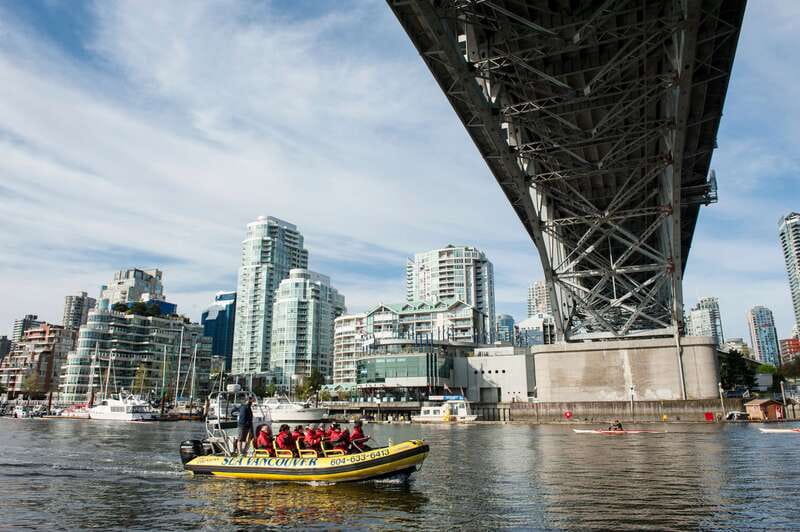 Vancouver: Waterfront Sightseeing Tour - City and Harbour - Granville Island check-in and the red cruiser suit